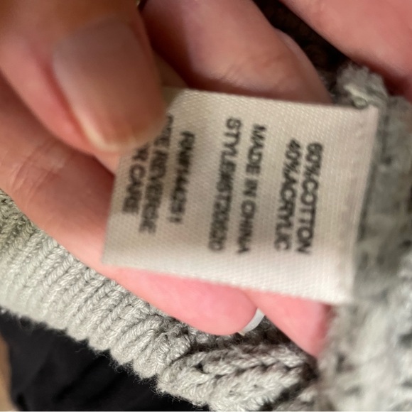 Jessica Simpson Sage Green Cable Knit Sweater - Picture 3 of 6